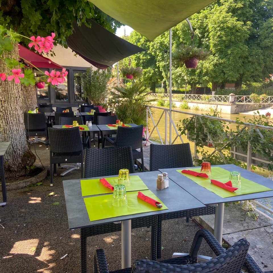 Les Berges de l'Ource 2