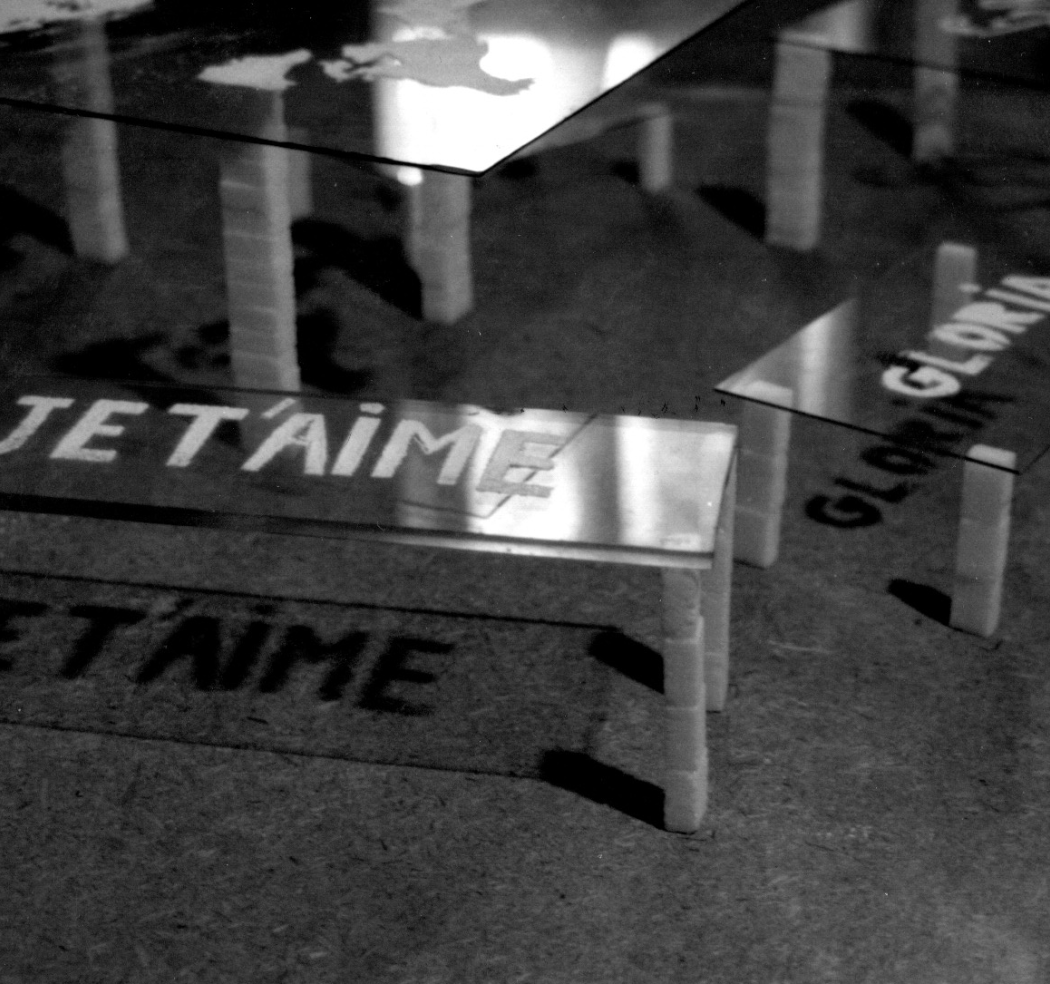 À l’abri des portes qui claquent 3