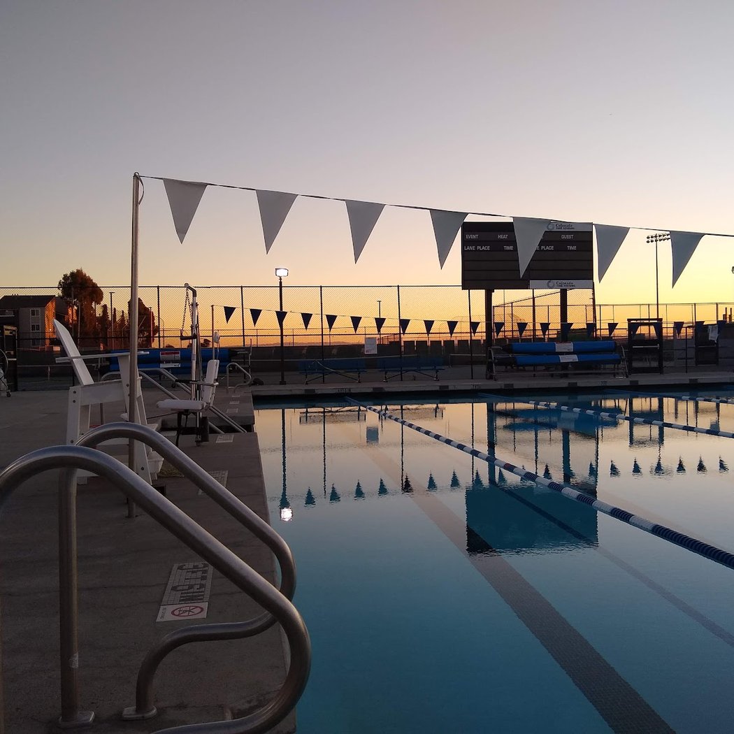 Dive In Movie 1