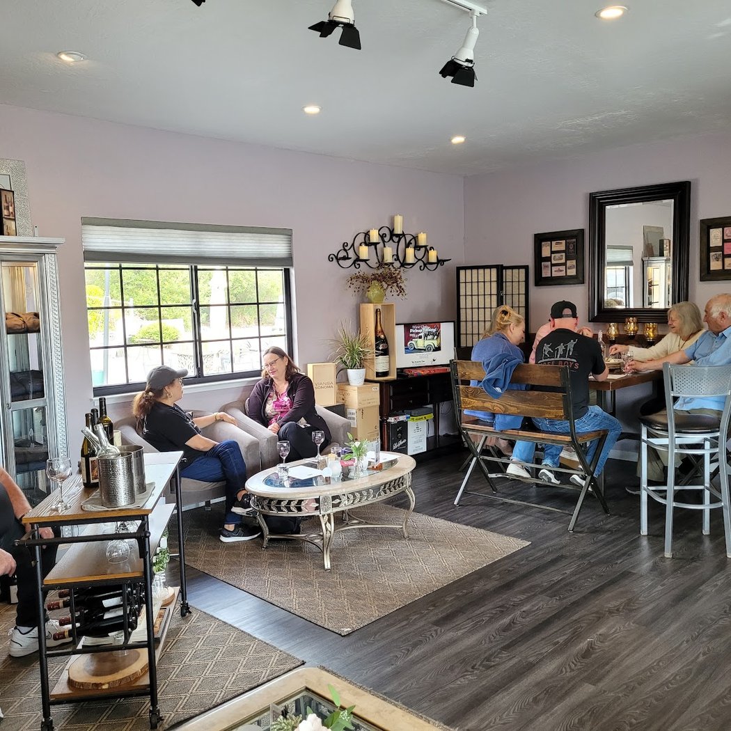 Live Music: Alan Lee and Janeene Wilkinson 2