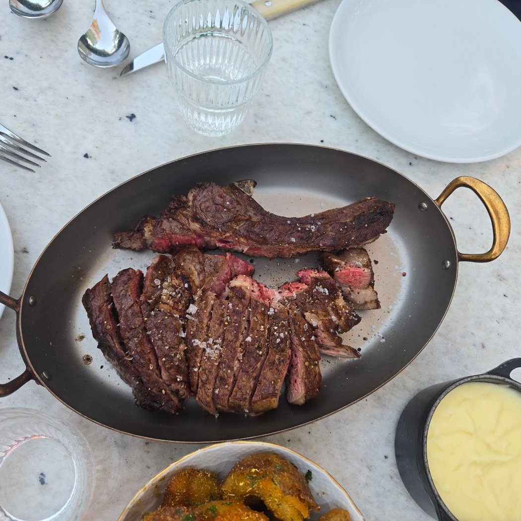 Sunny’s Steakhouse 1