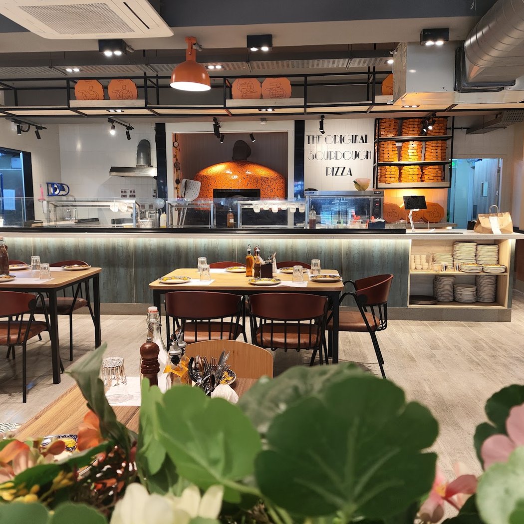 Si Nonna's - The Original Sourdough Pizza | HSR Layout | Bengaluru 3