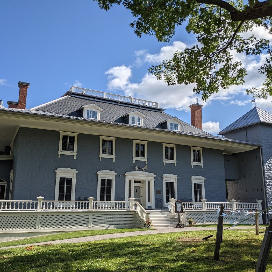 Lieu historique national du Manoir-Papineau 2