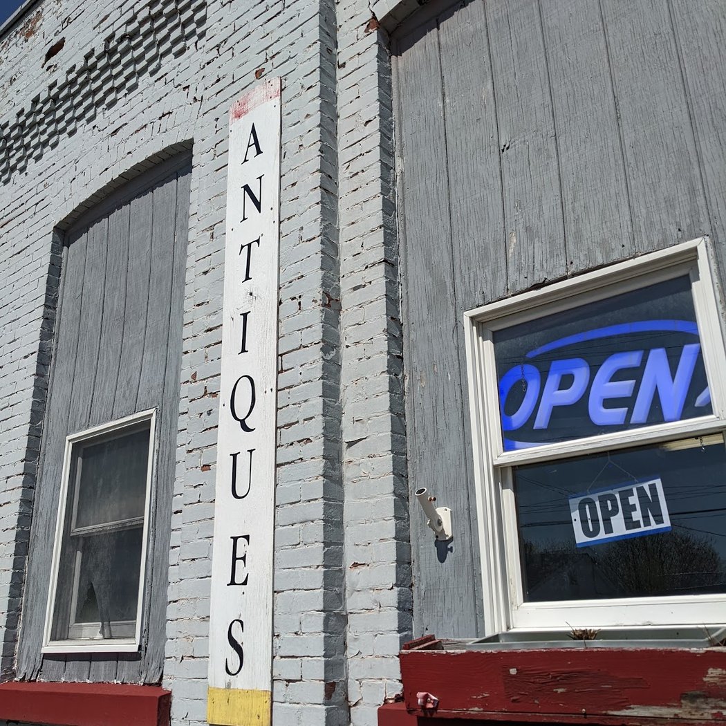 Court Street Antiques 2
