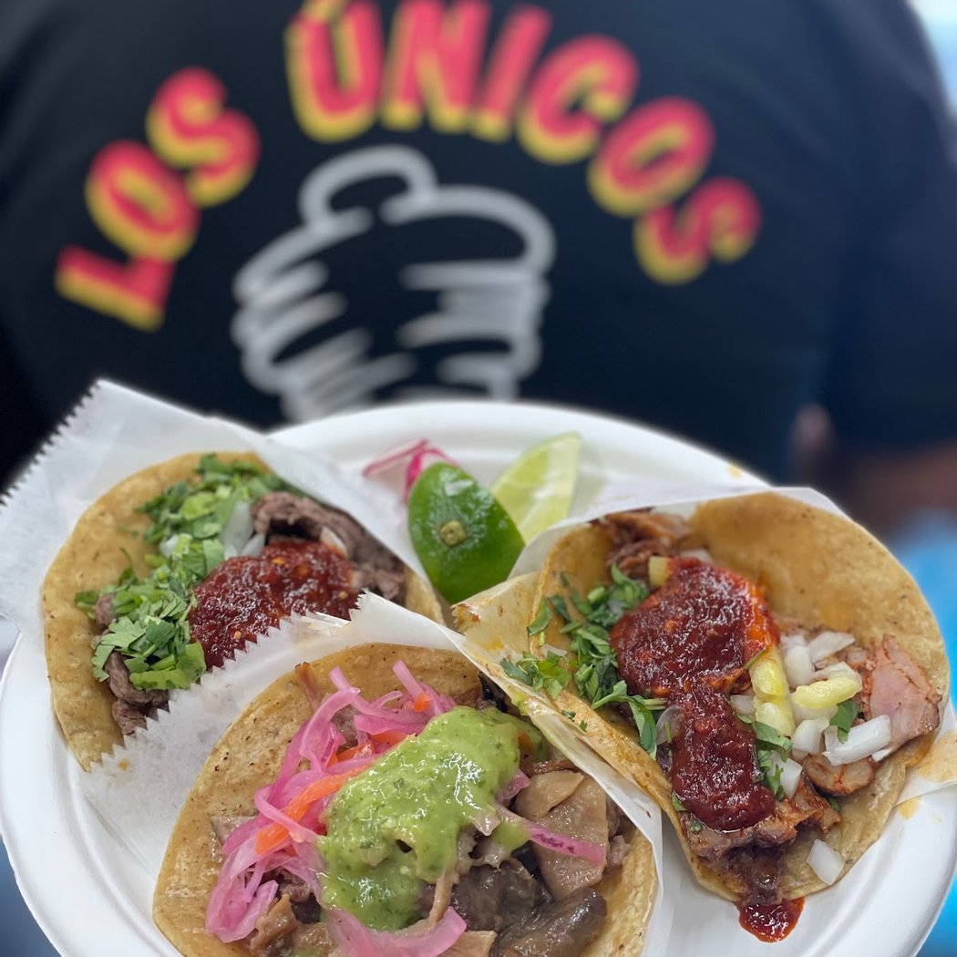 Los Únicos Taqueria 1