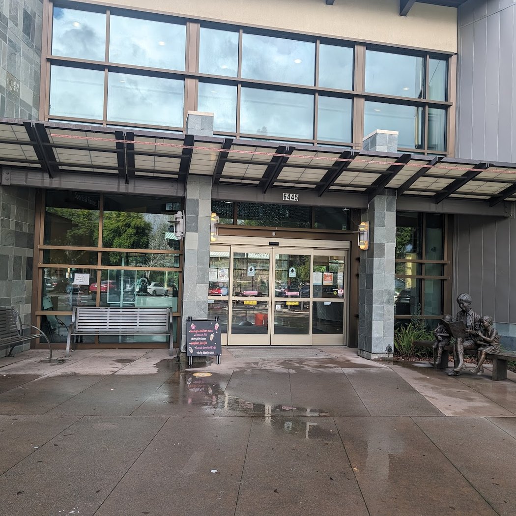Low-Cost Neighborhood Vaccine Clinic 2