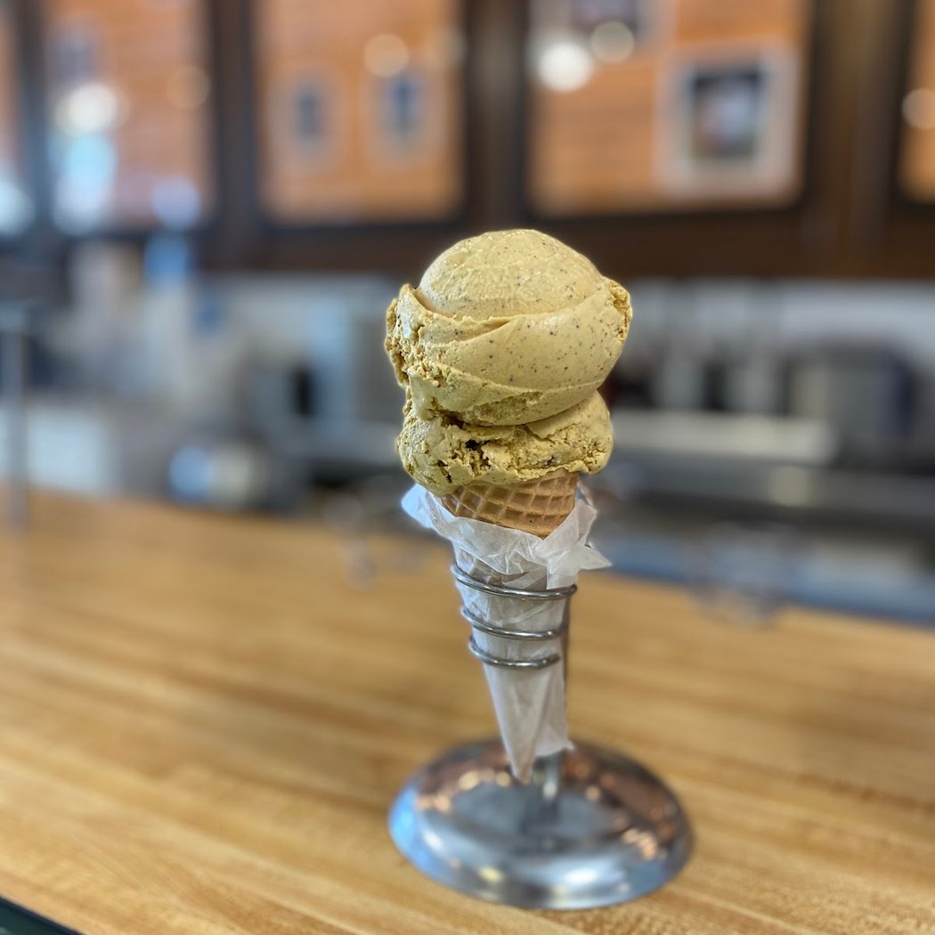 Silbermann's Ice Cream 1