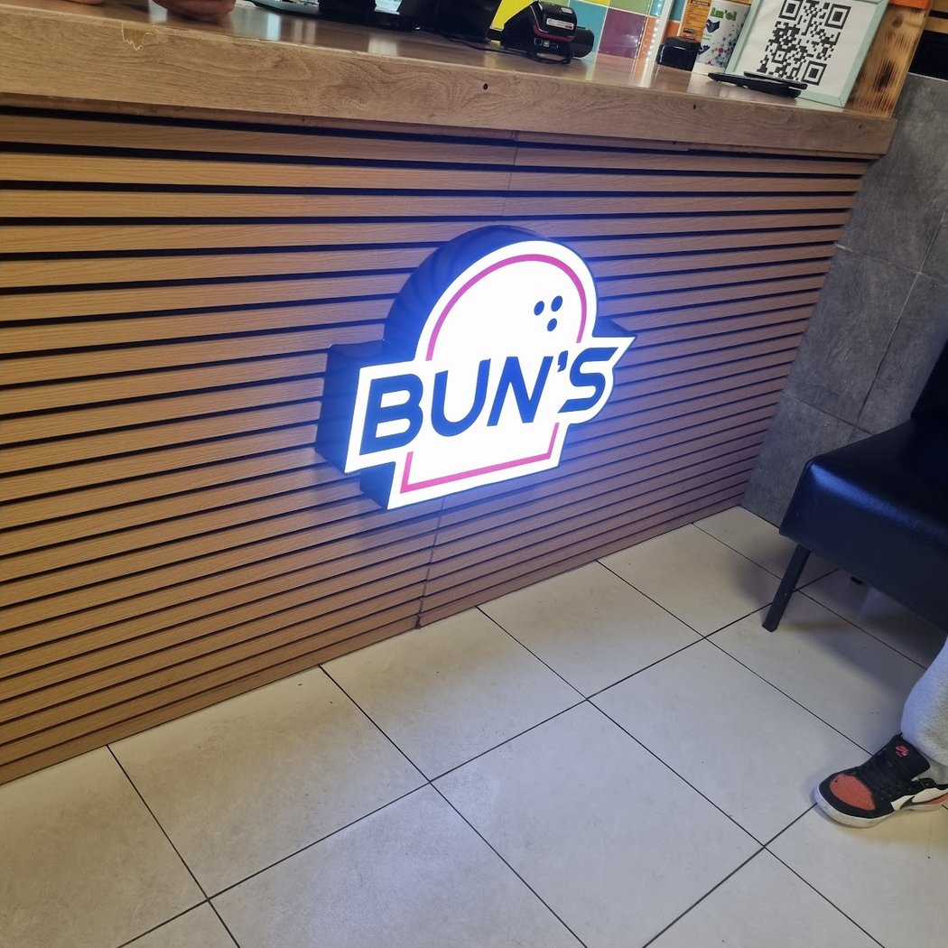 Bun's Hummers 3