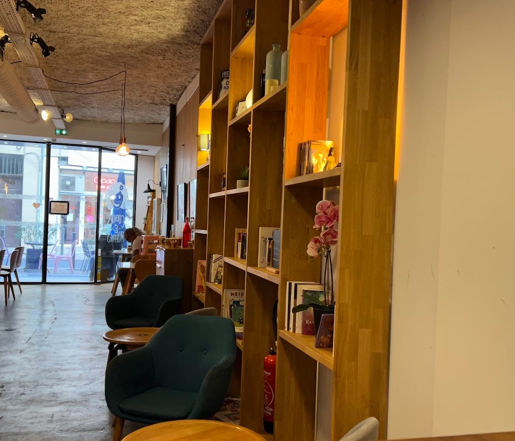 Emilie's and the cool kids - Cookies & Coffee shop 3