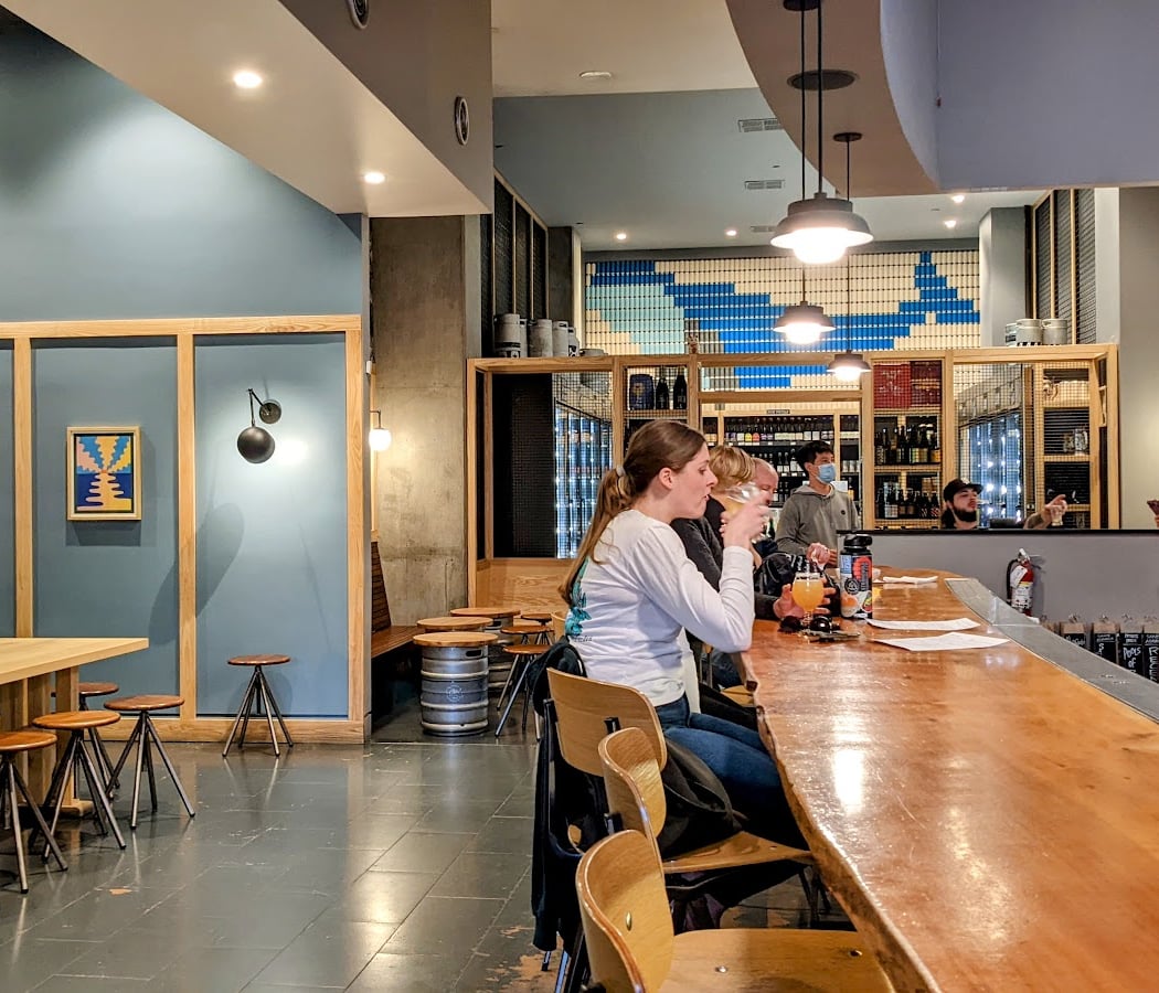 City Beer Store 3