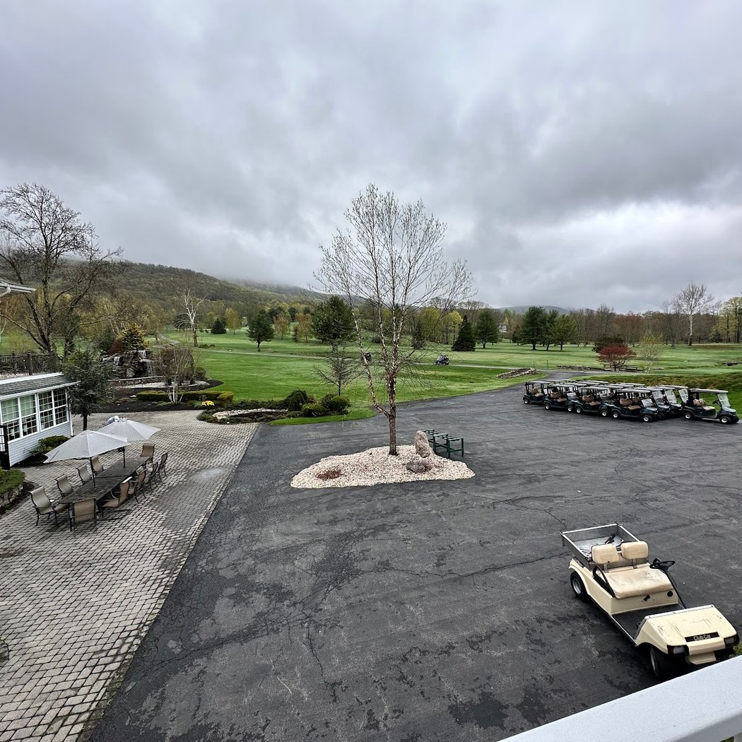 Falkirk Estate and Country Club 3
