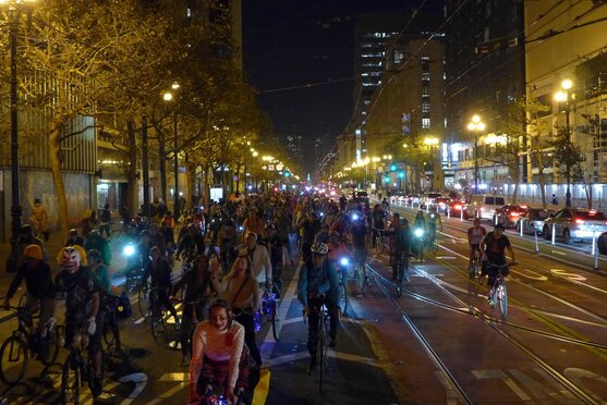 Oakland Critical Mass 1