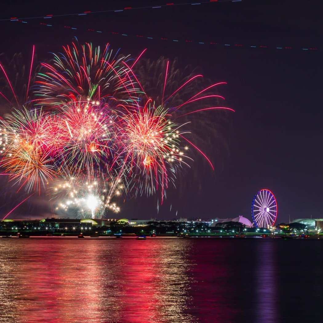 Navy Pier Midweek Summer Fireworks 2