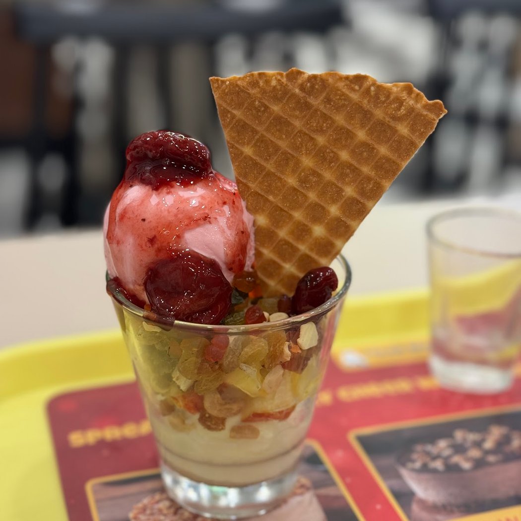 Polar Bear Ice Cream Sundaes - Rajankunte 1