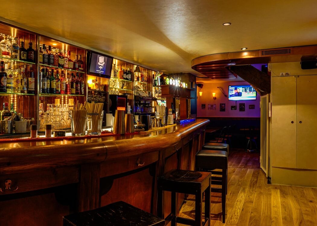 The Gentleman Pub 2