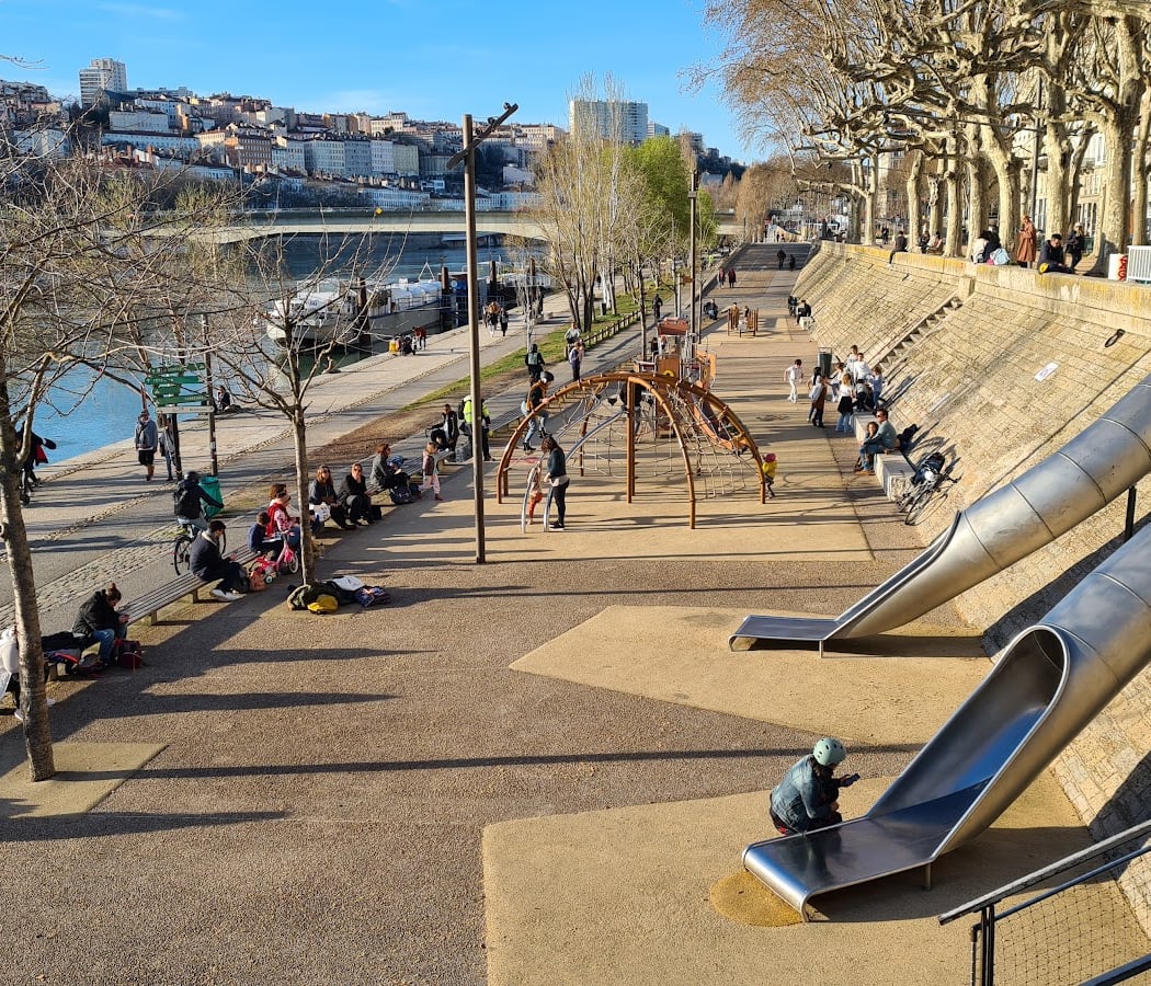 Aire de jeux de la Passerelle du Collège 1