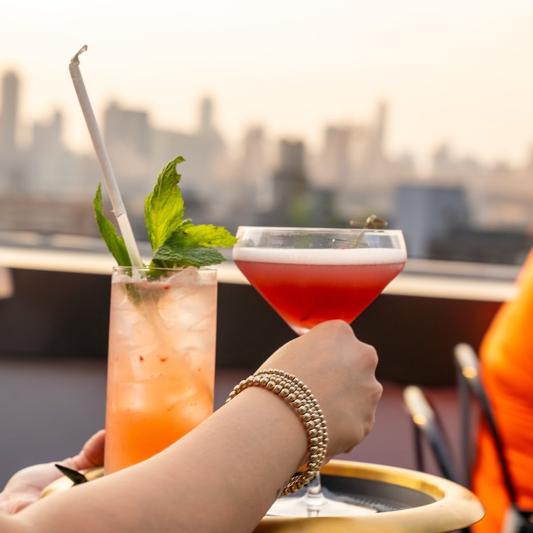 Skybar Rooftop & Lounge 1