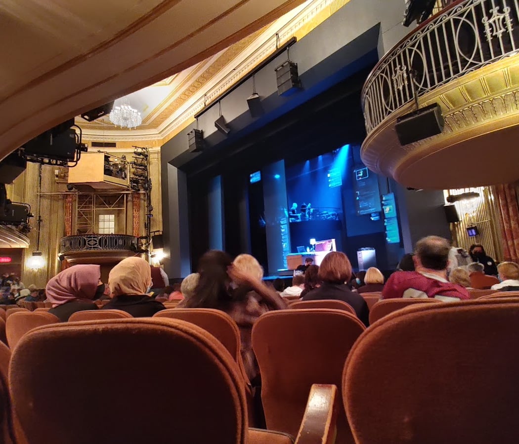 Broadway revival of Yasmina Reza's hit play 3