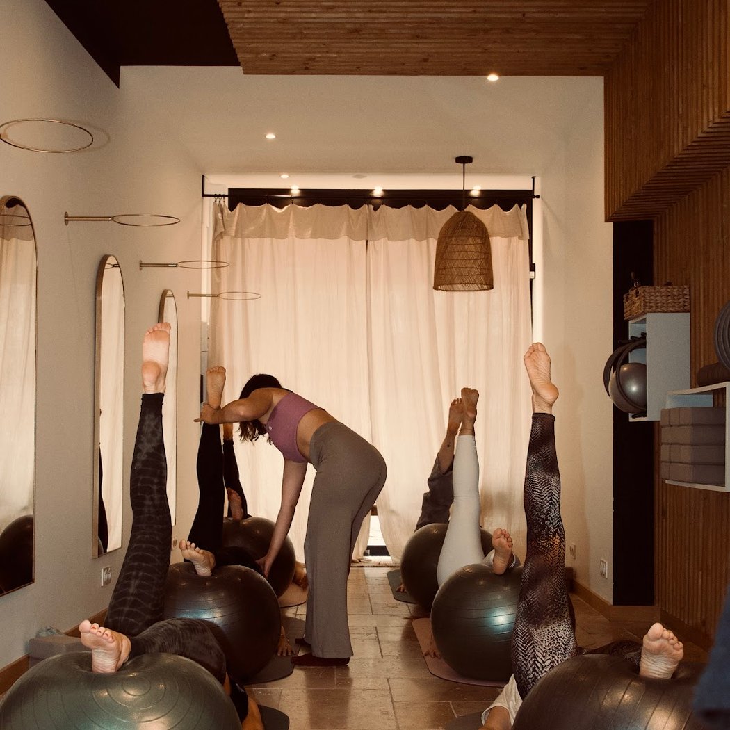 Ama - Center Holistic Pilates I Yoga & Care - Marseille 1er 3