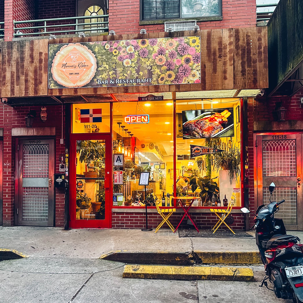 Morena's Kitchen Bar & Restaurant 3