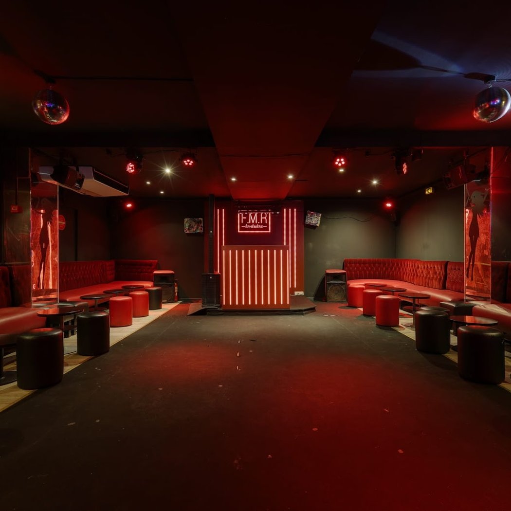 Stand-up sessions at Dojo Comedy Bar 3