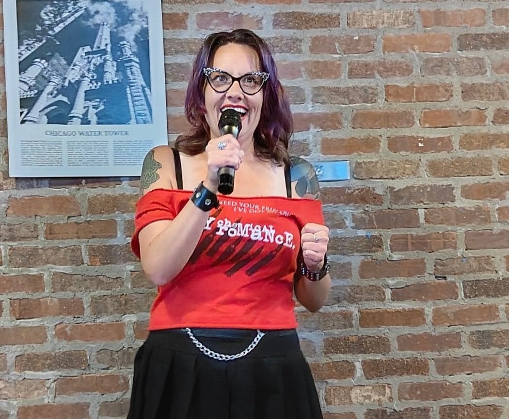 Comedy Open Mic-on at Icon Lounge 2