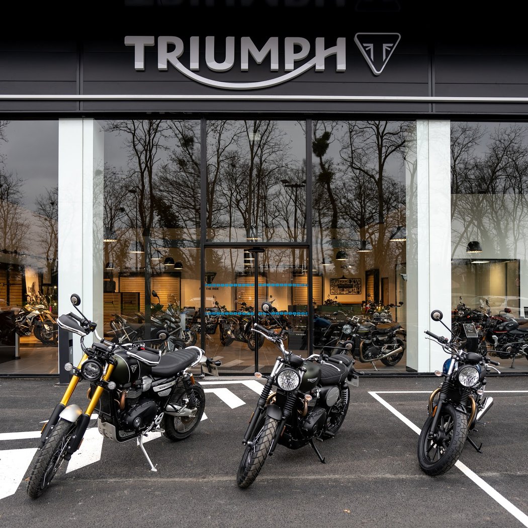 TRIUMPH ERAGNY 1