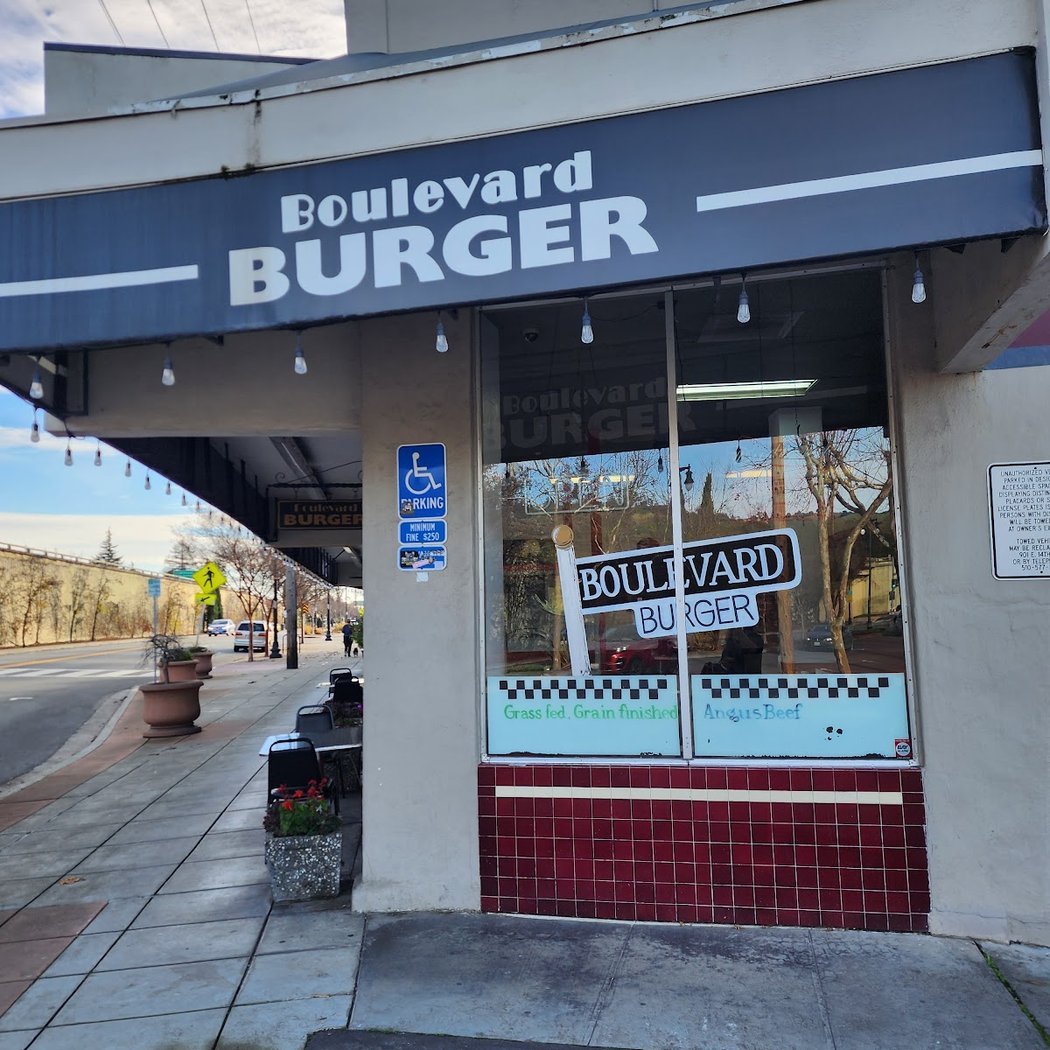 Boulevard Burgers 2
