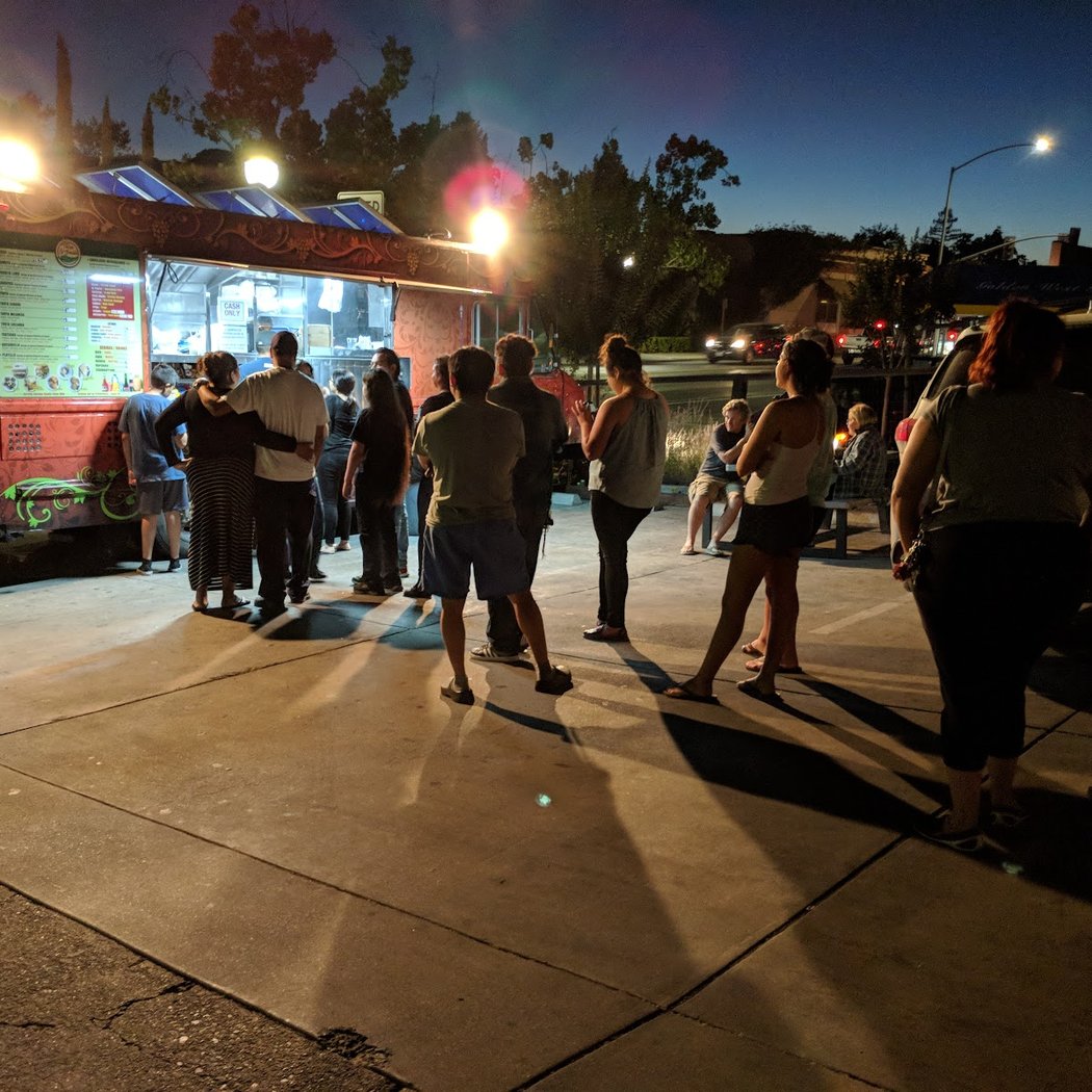 La Bamba Taco Truck 1