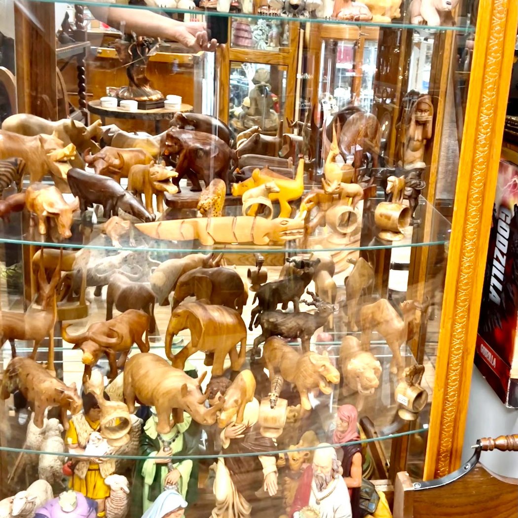 NO.1 COLLECTABLE 3