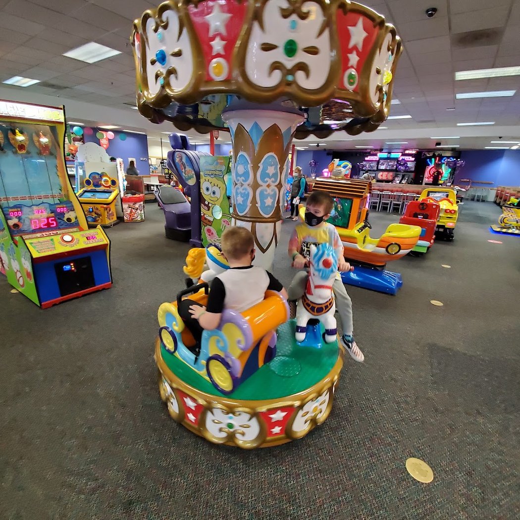 Chuck E. Cheese 3