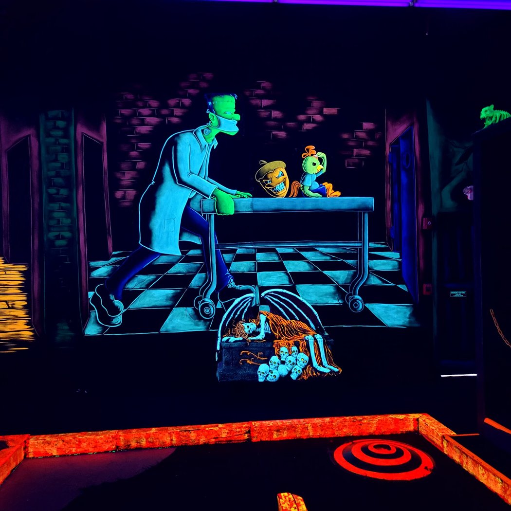 Monster Mini Golf Deer Park 3