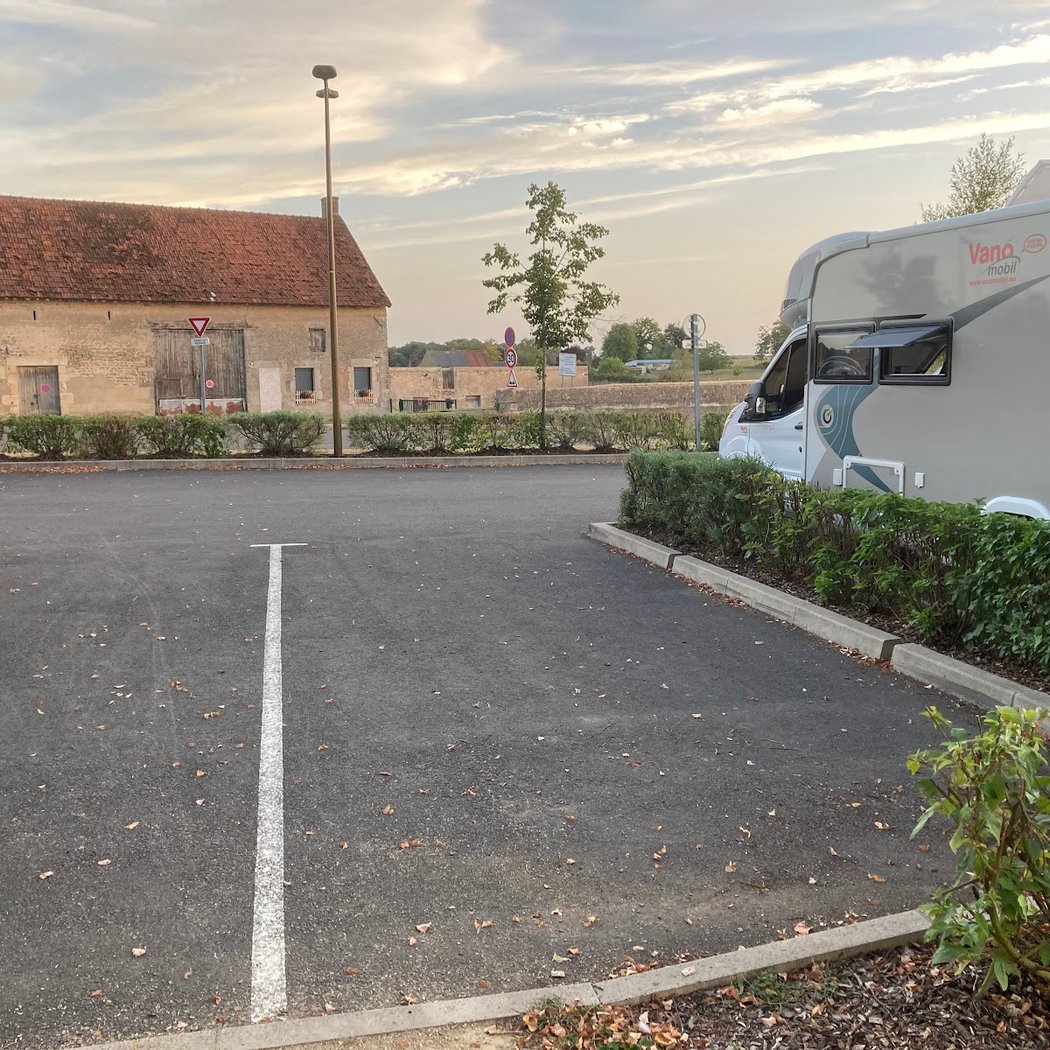 Aire de Camping Car 3