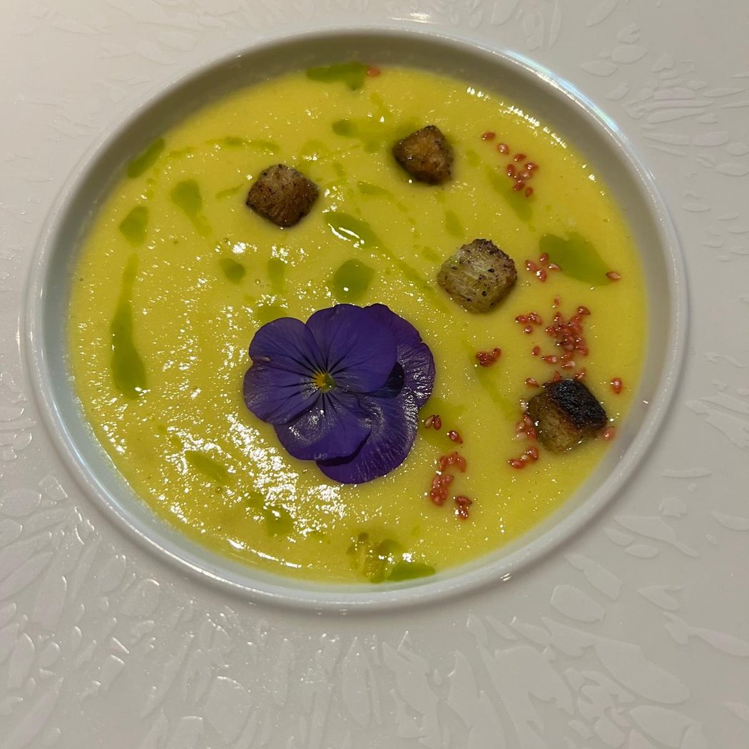 Lé Là Restaurant 1