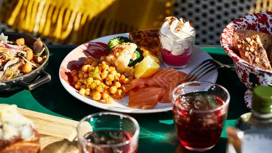 MAMA'S BRUNCH 1