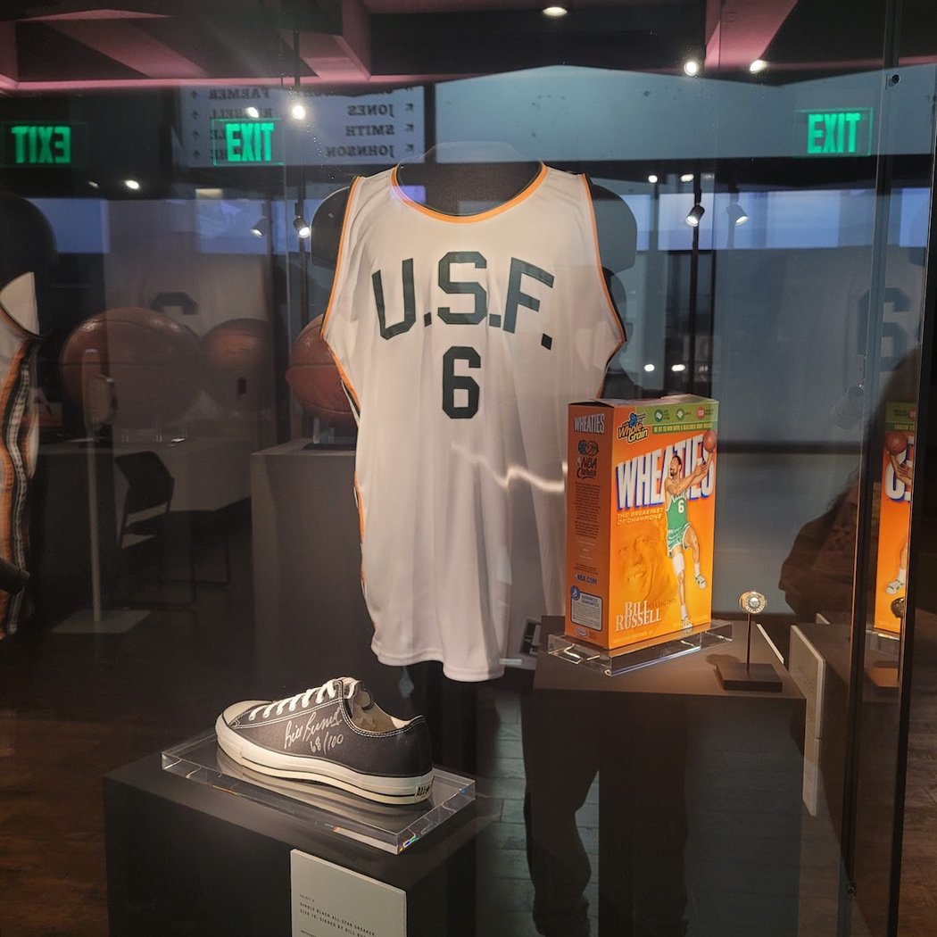 San Francisco Dons Basketball 4