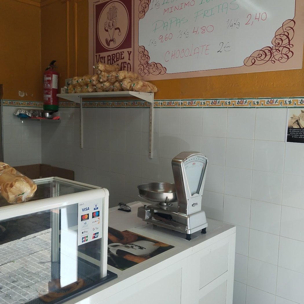 Calentería(churros) Velarde y Borromeo 4