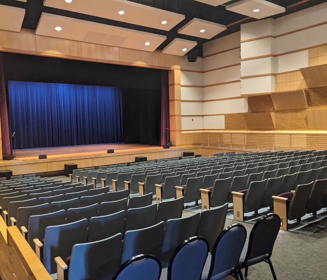 Lewisville Grand Theater 3