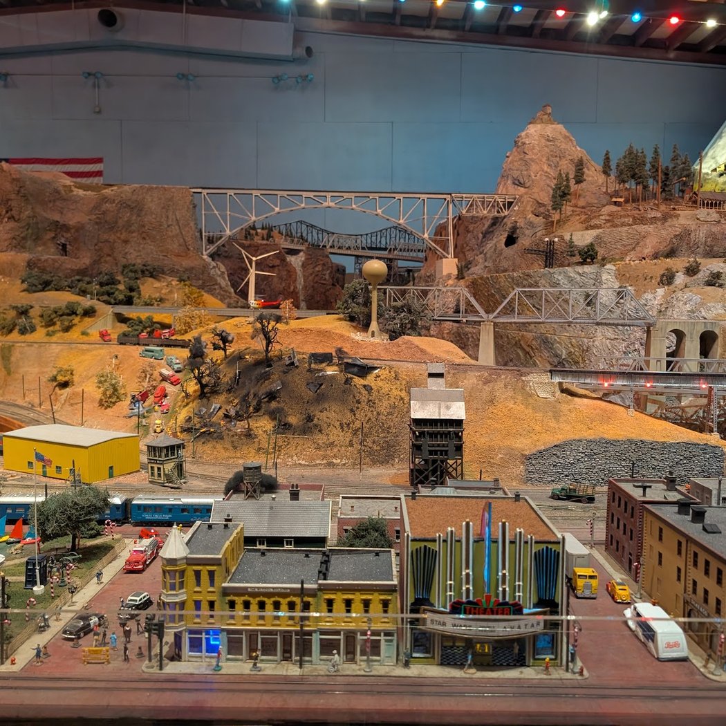 Evening Model Railroad Train Show 2