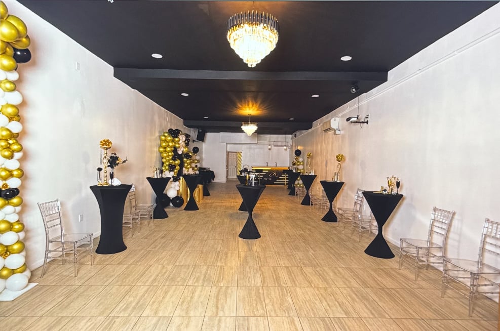 A.Roze Venue 1