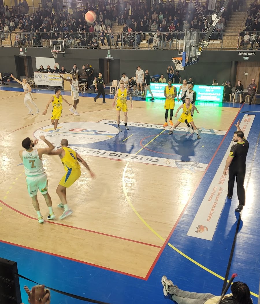 Pays Salonais Basket 13 vs Fos Championnat NM1 1