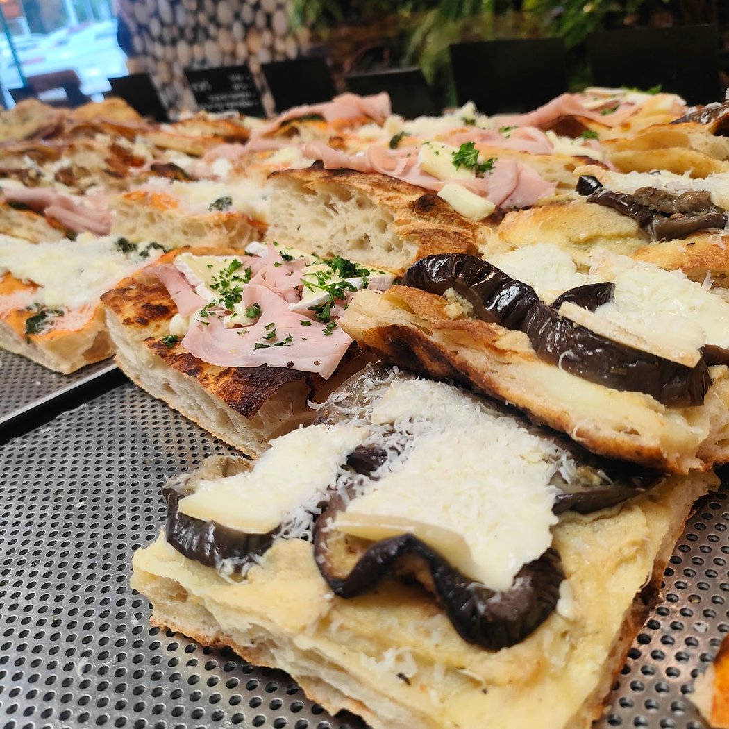 Restaurant et vente à emporter le Savoyard, pizza et focaccias 3