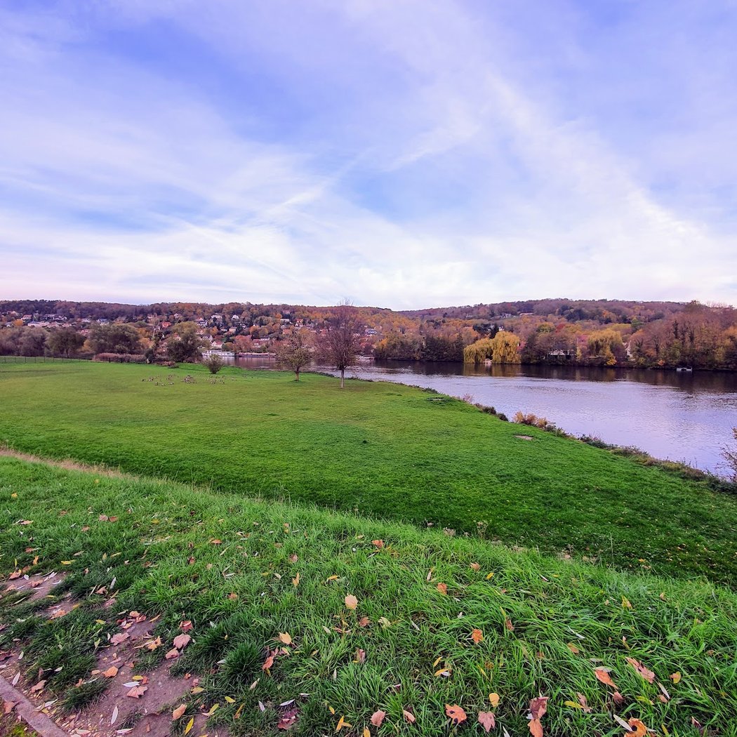 Parc des Expositions Michel-Sevin, Île l'Aumône 78200 Mantes-la-Jolie 1