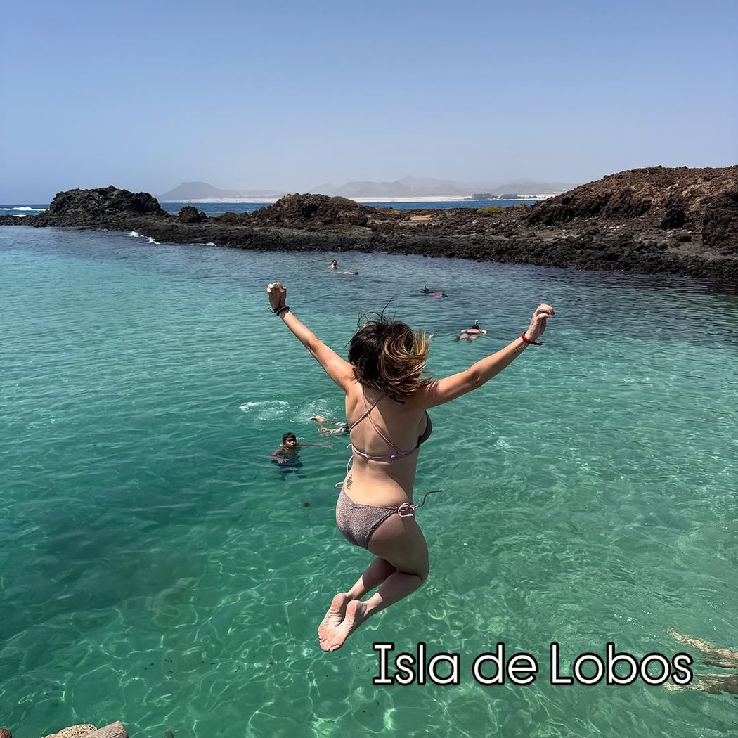 Lobos Island 1