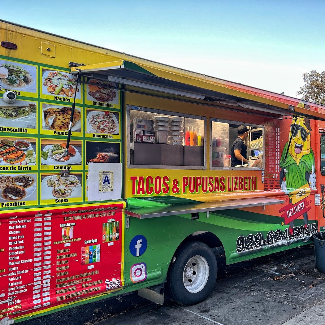 Tacos & Pupusas Lizbeth 3