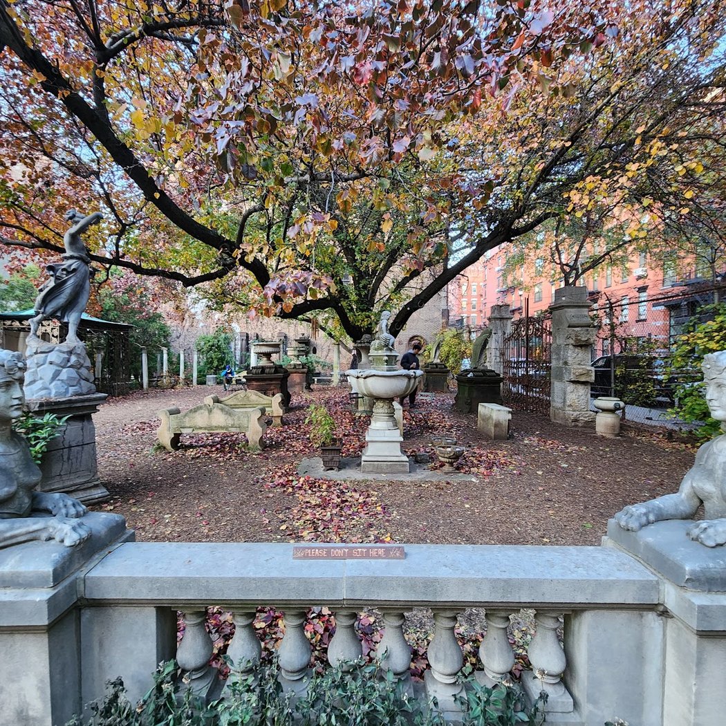 Elizabeth Street Garden Movie Nights 1