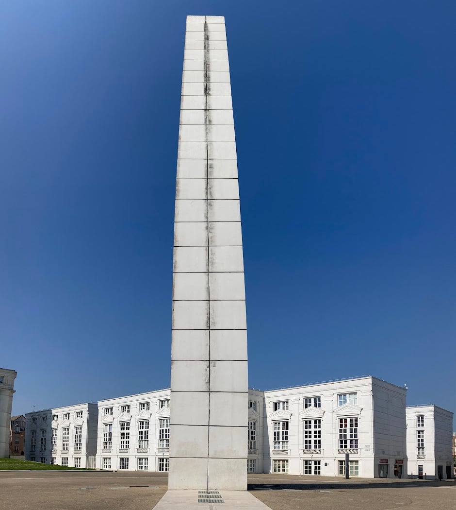 Tour Belvedère de l'Axe Majeur 2