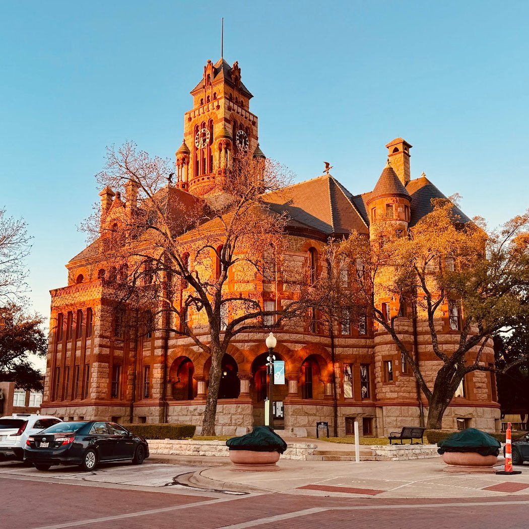 Ellis County Courthouse 1