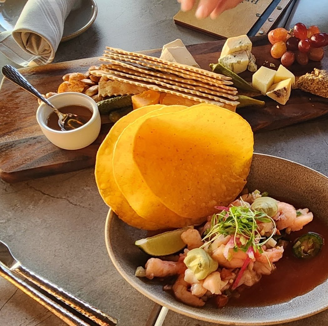 Pescado Seafood Grill & Rooftop Bar 3