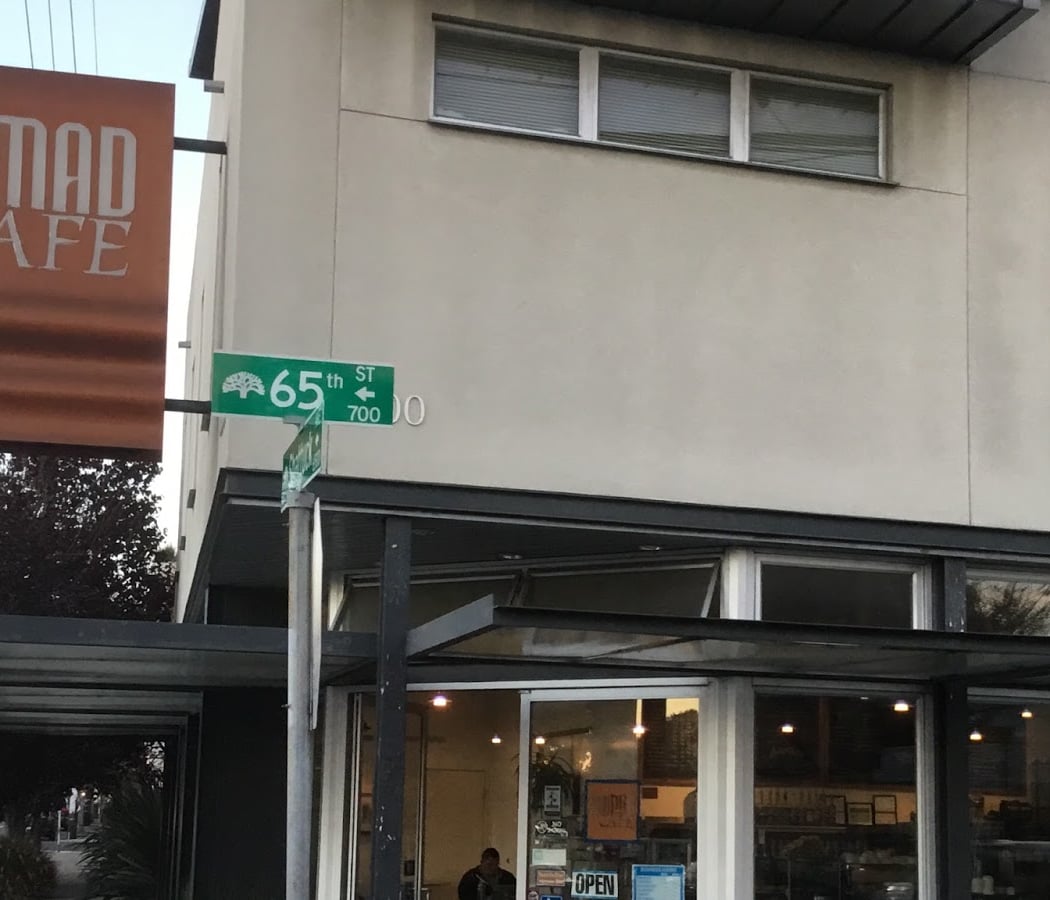 Nomad Cafe 2